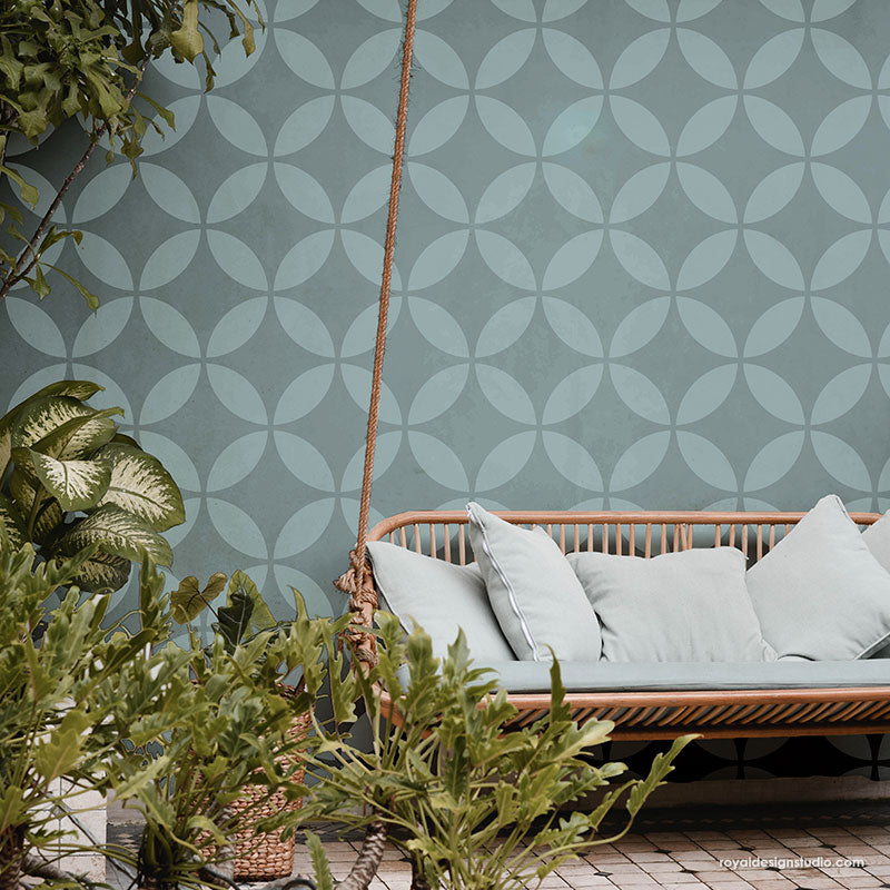 Upscaled Endless Circles Stencil